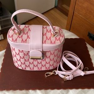 M mini bag w/ crossbody strap PINK